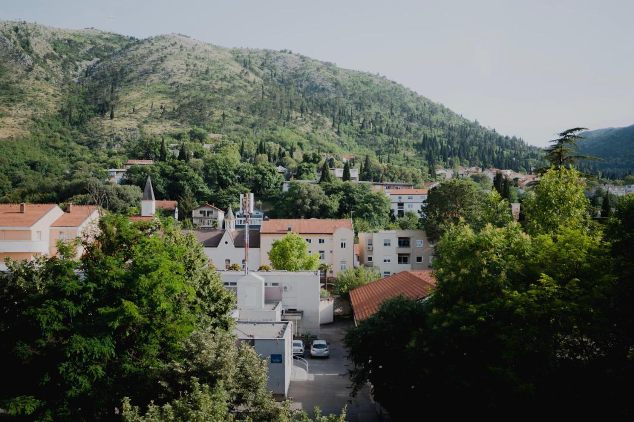 Riverland - Lovely Apartment Mostar Exteriör bild