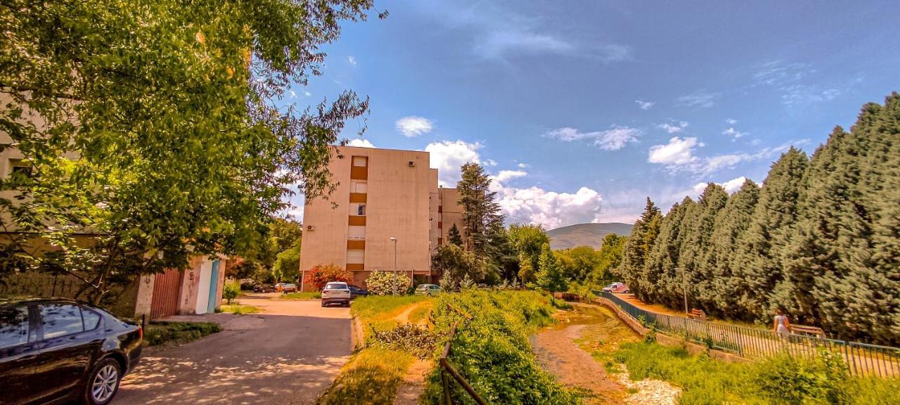 Riverland - Lovely Apartment Mostar Exteriör bild
